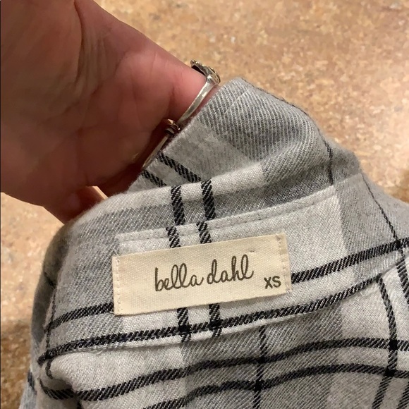 Bella Dahl Button Down Tunic - Picture 3 of 3